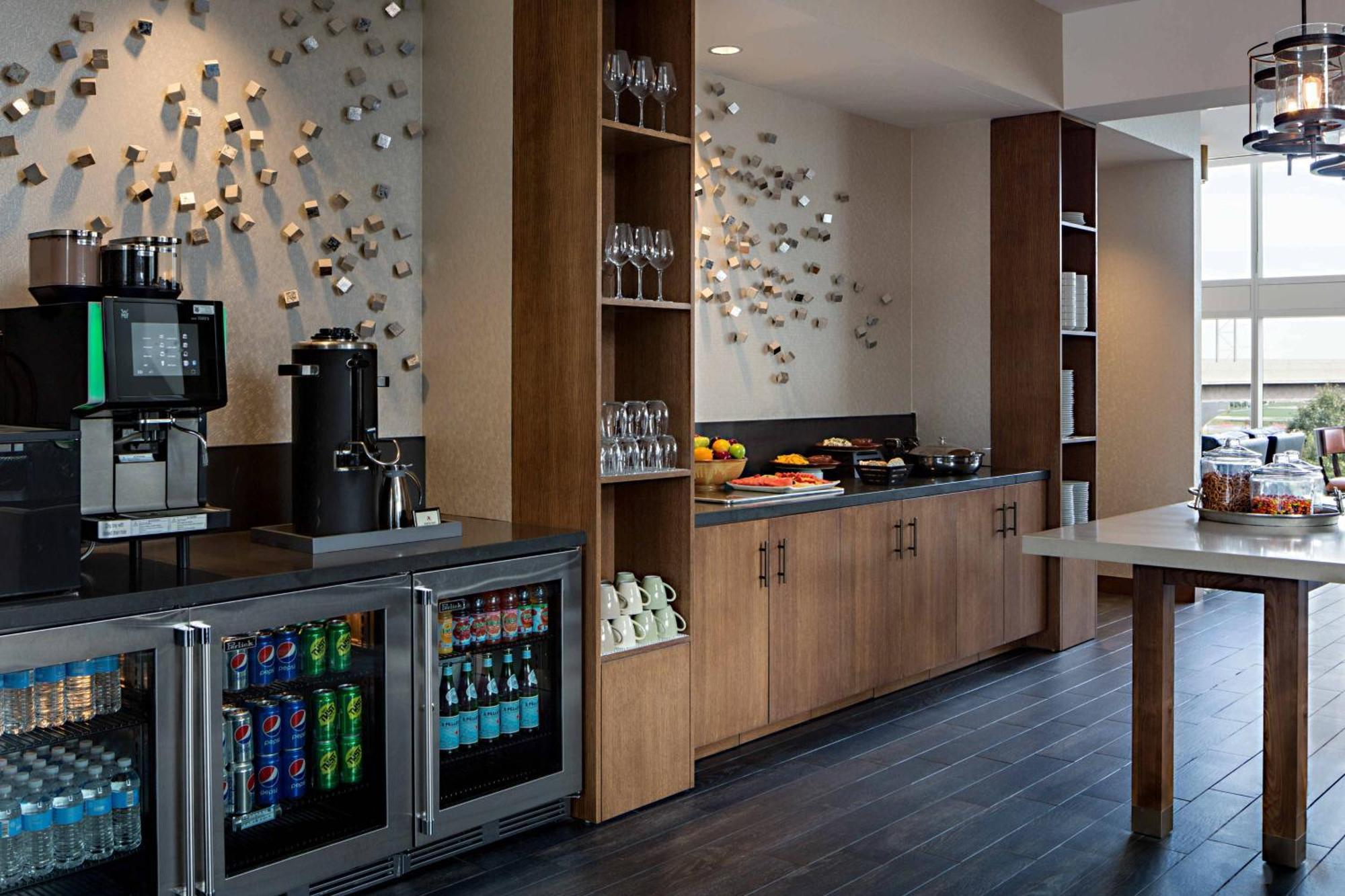 Omaha Marriott Downtown At The Capitol District Hotel Екстериор снимка
