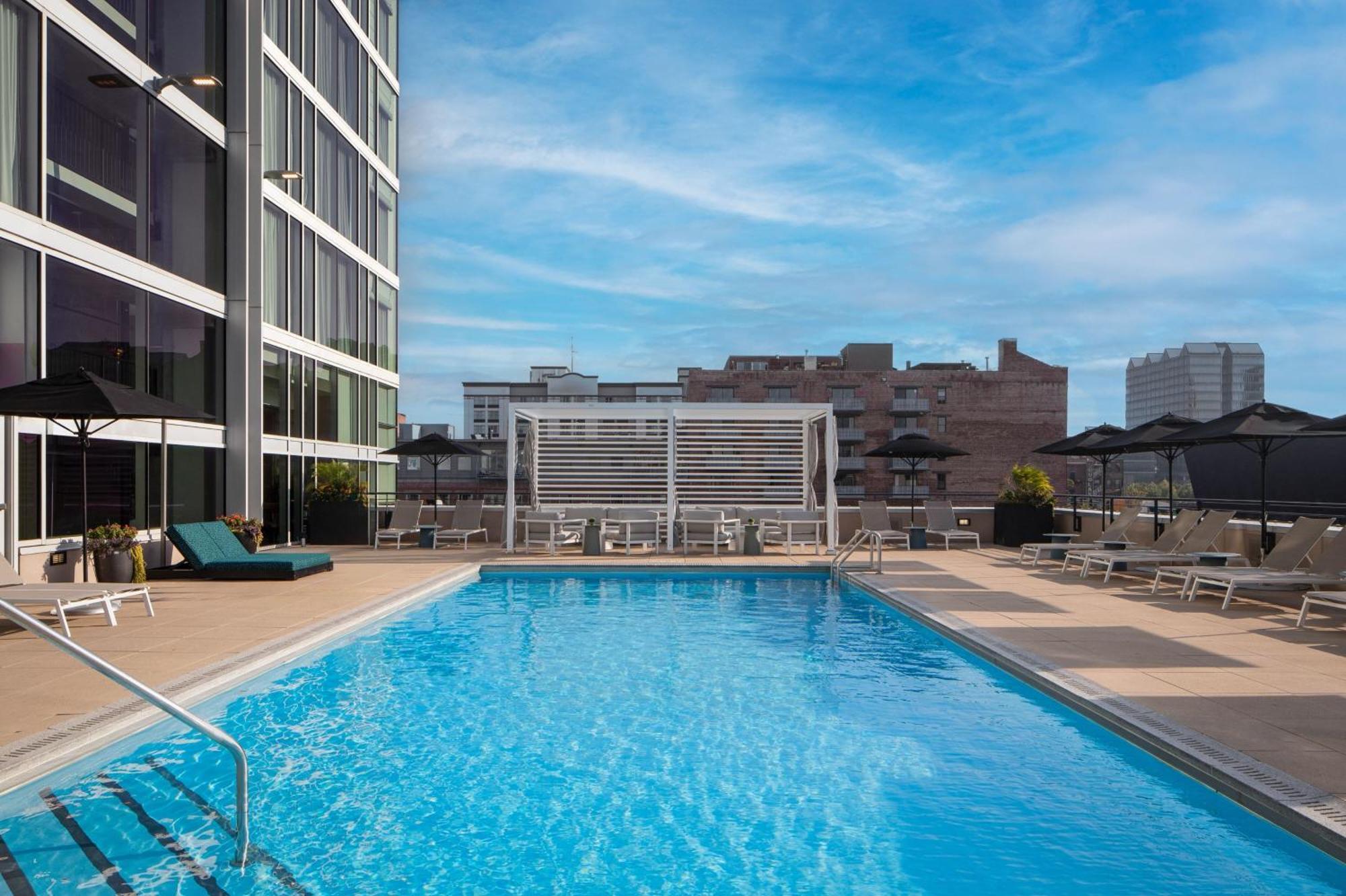 Omaha Marriott Downtown At The Capitol District Hotel Екстериор снимка