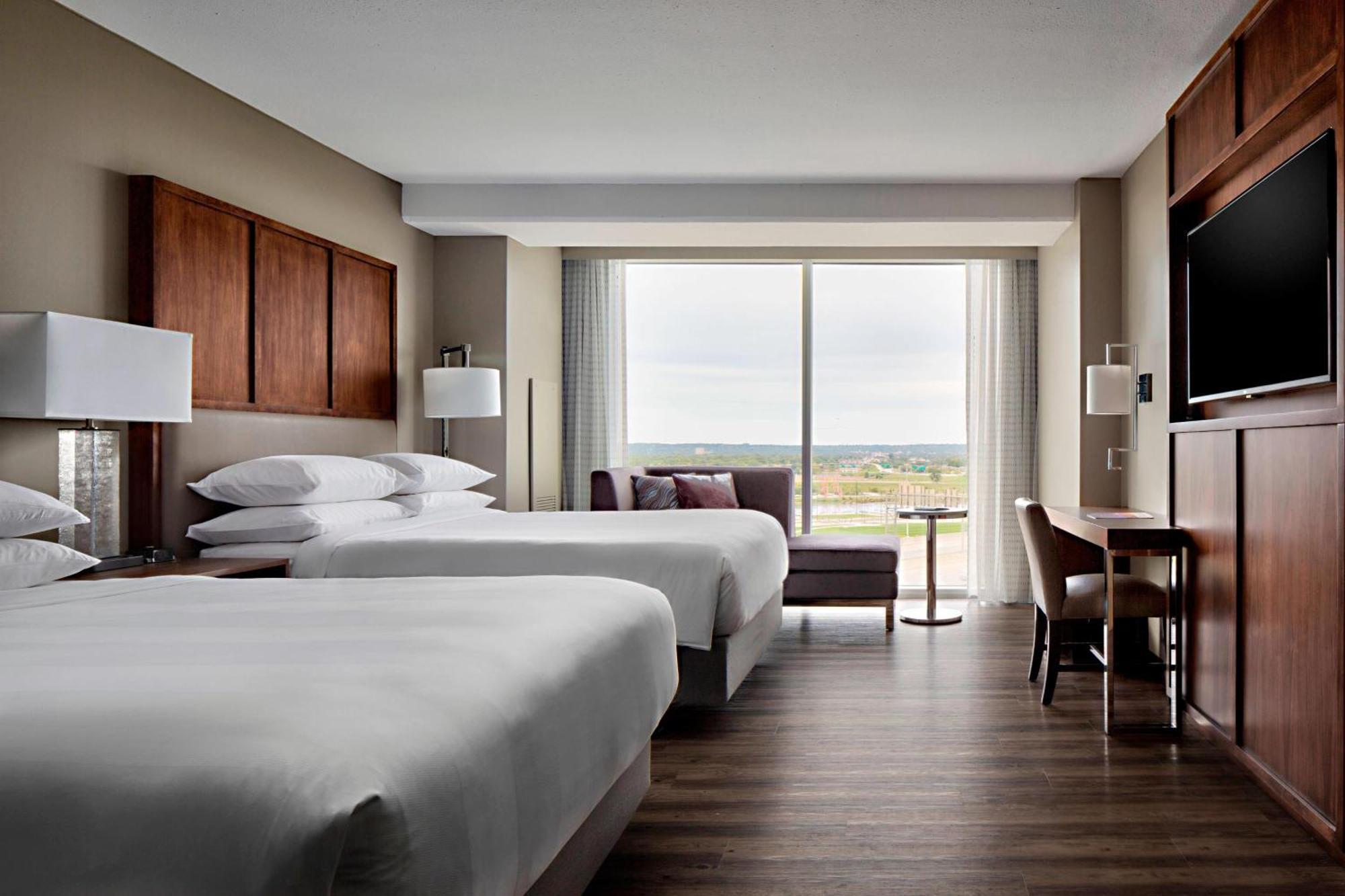Omaha Marriott Downtown At The Capitol District Hotel Екстериор снимка