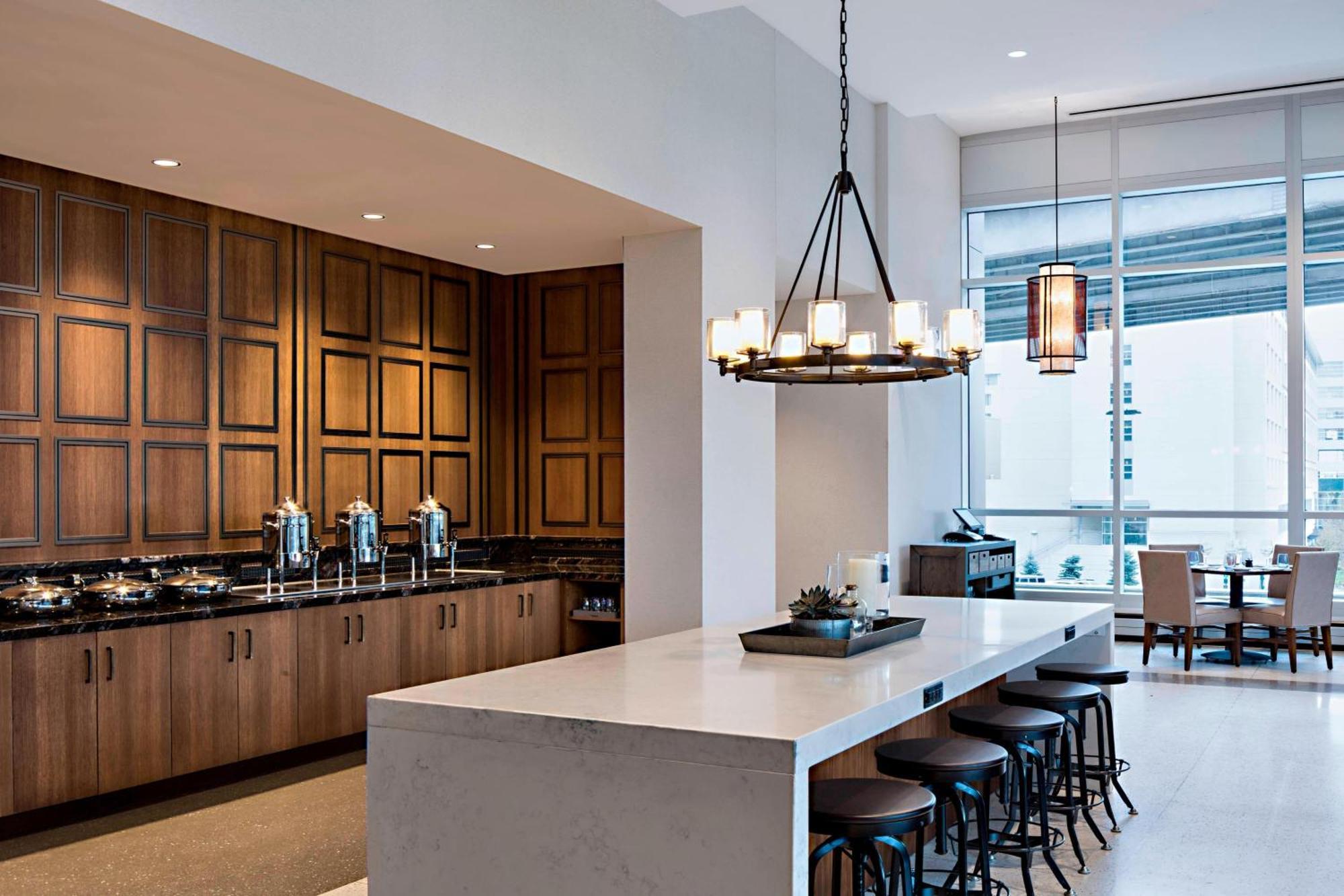 Omaha Marriott Downtown At The Capitol District Hotel Екстериор снимка
