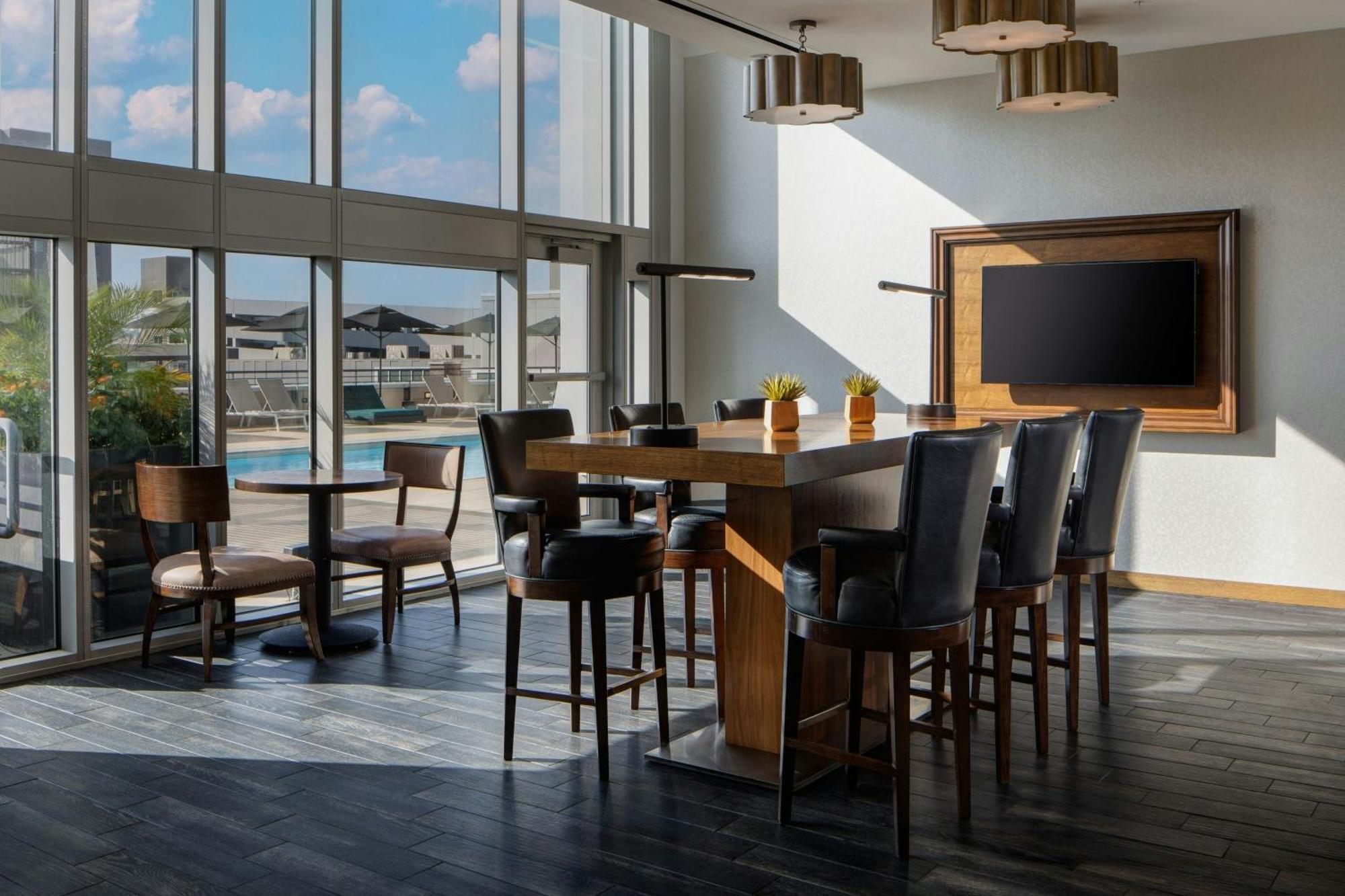 Omaha Marriott Downtown At The Capitol District Hotel Екстериор снимка