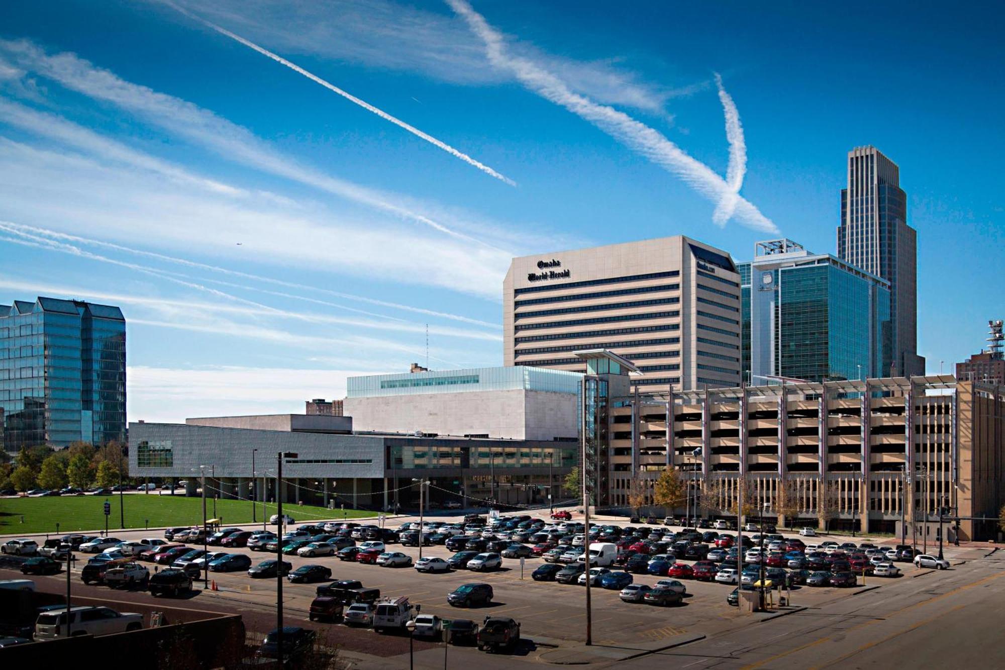 Omaha Marriott Downtown At The Capitol District Hotel Екстериор снимка